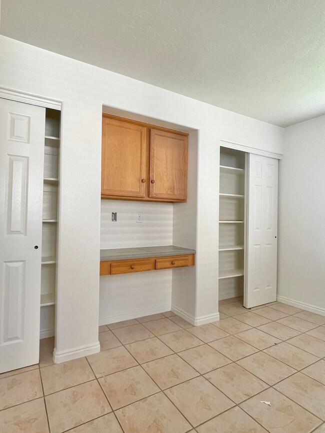 Building Photo - Beautifully Updated 3-Bedroom Home in Roy,...