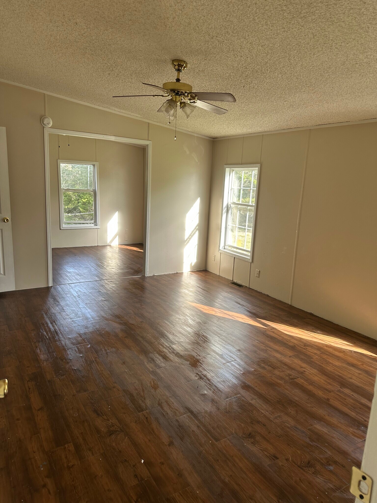 Building Photo - 13 Retama Dr