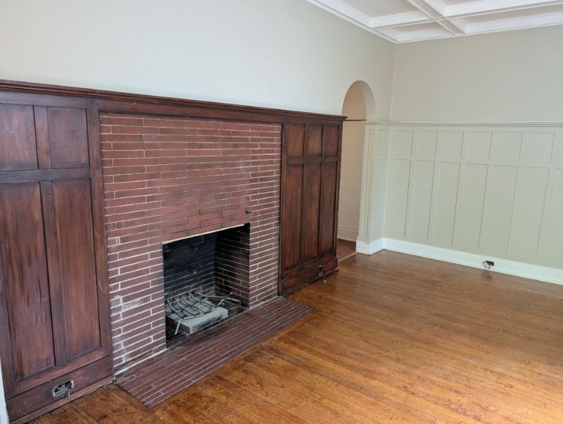 Building Photo - 69 Parkside Ave