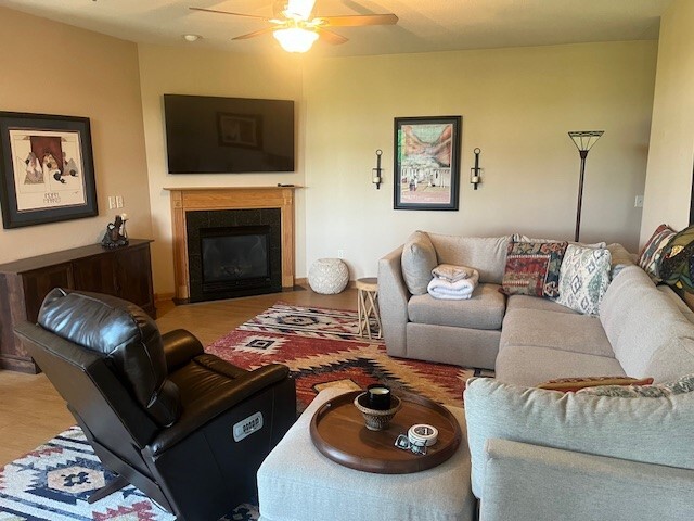 Building Photo - 12168 W Virginia Cir