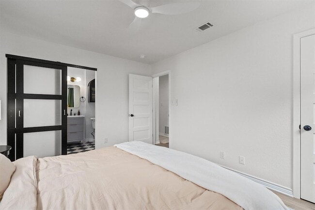 Building Photo - 802 Leisure Run Cove