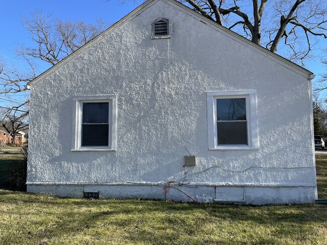 Building Photo - 8201 Bock Rd