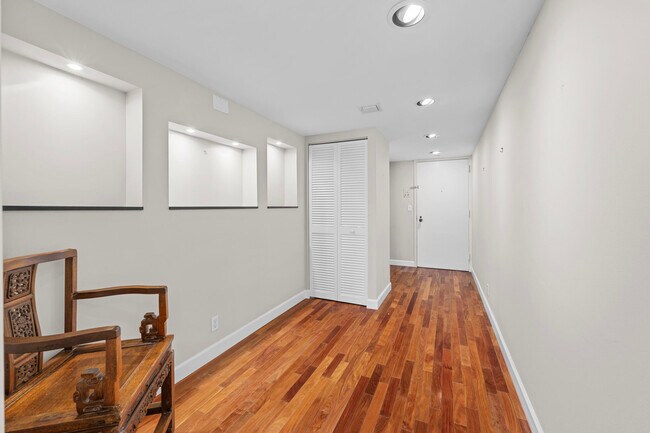 Building Photo - 3250 S Ocean Blvd