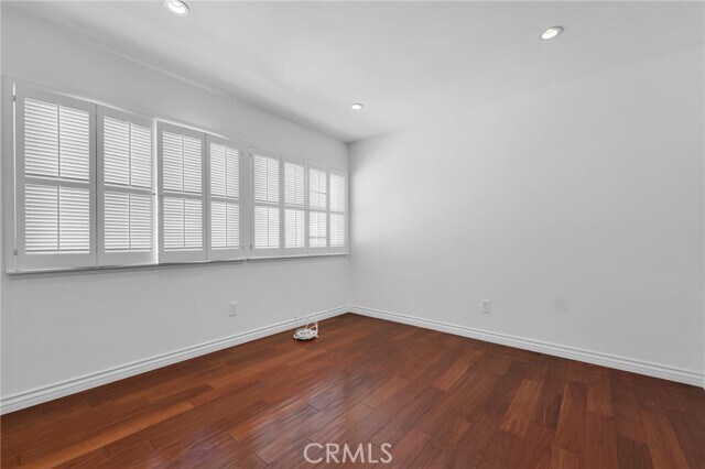 Building Photo - 10211 Clematis Ct