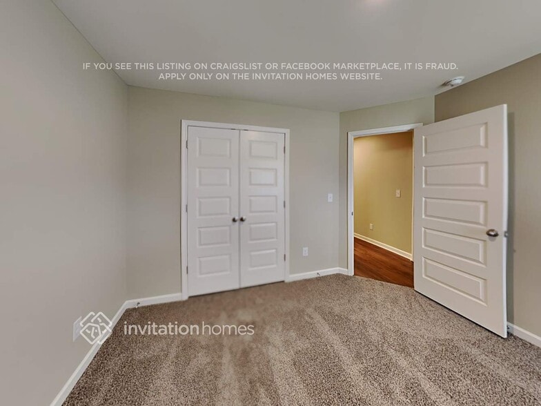 Building Photo - 2909 Warwick Ct
