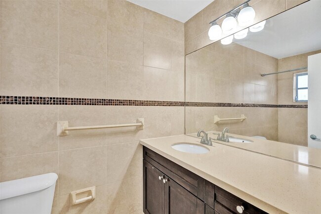 Building Photo - 7580 SW 82nd St