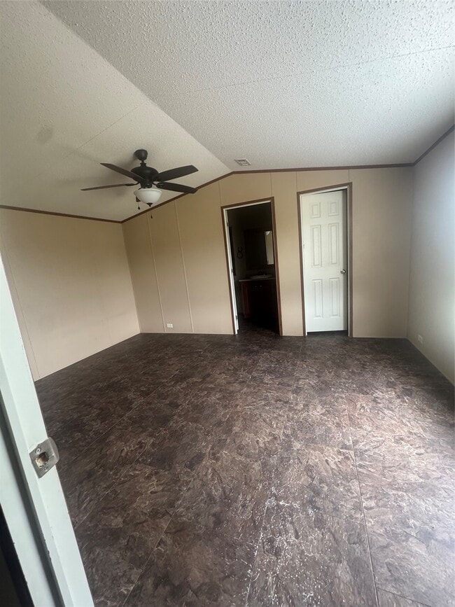 Building Photo - 760 Reyes Silva Ln