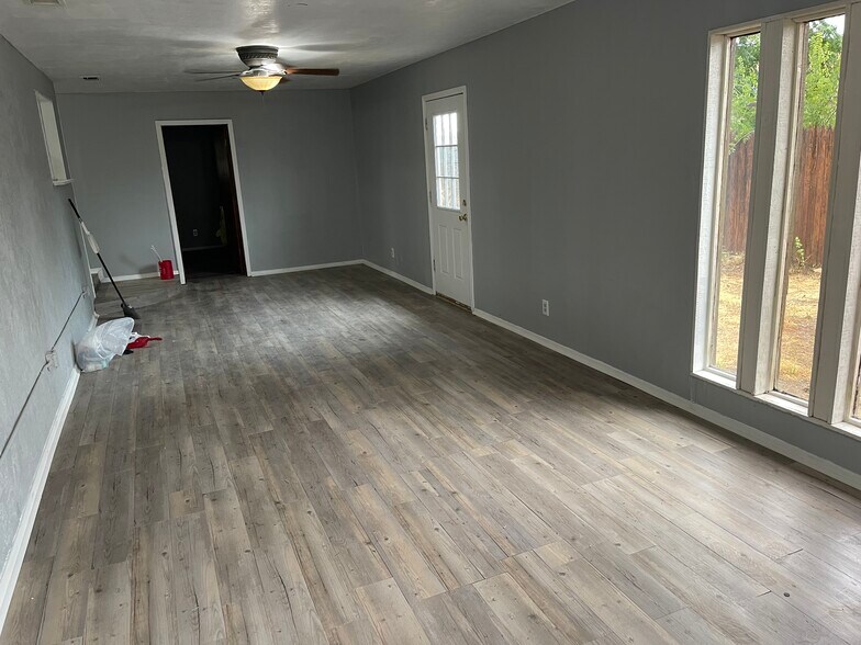 Building Photo - 1972 Colorado Ave