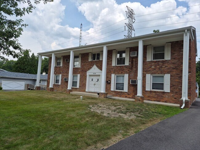 Building Photo - 3514 Valleston Pkwy
