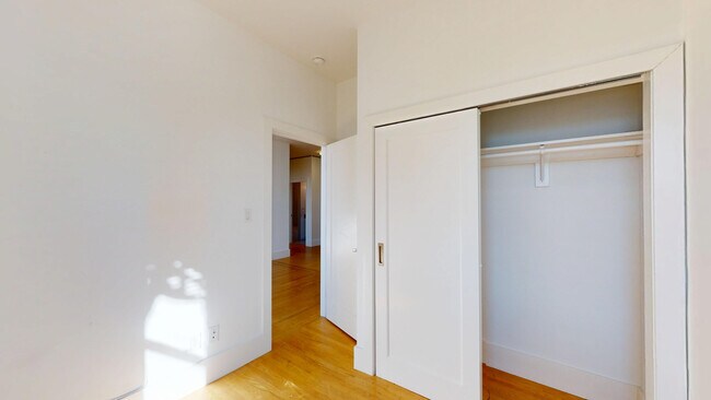 Building Photo - 1408 California St