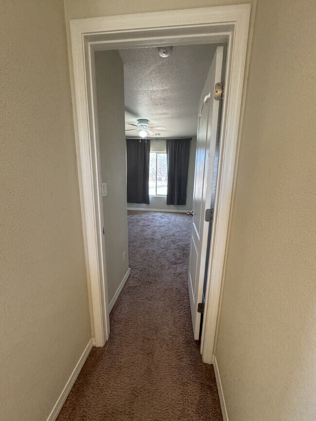 Building Photo - Move in Special 1/2 off first full month's...