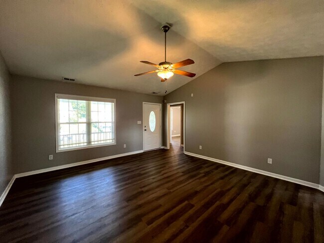Building Photo - 212 Sharpsburg Rd