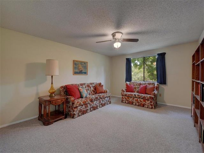 Building Photo - 7601 Hawkeye Dr