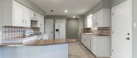 Building Photo - 1822 Greenwood Ln