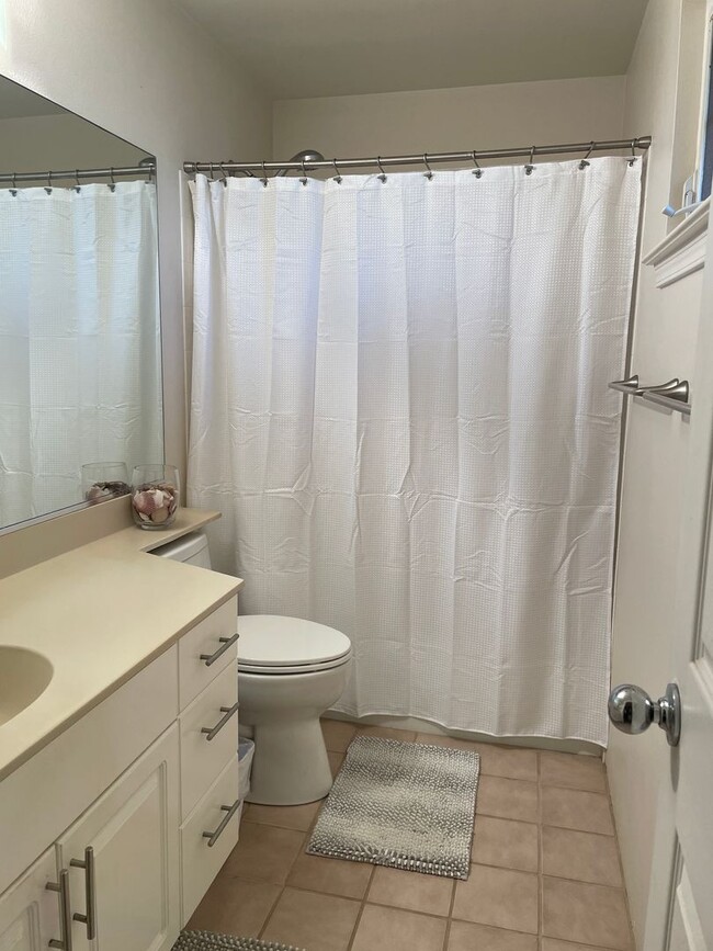 Building Photo - Wailea Fairway Villas 2 bedroom 2 bath ups...