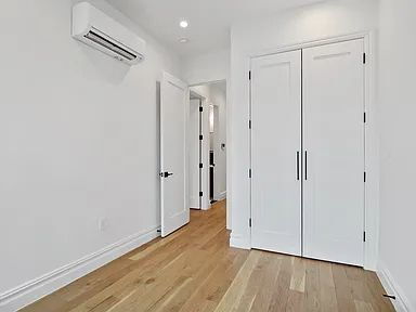 Building Photo - "Charming 2-Bed Oasis in Brooklyn's Heart – Your Perfect Urban Retreat!"