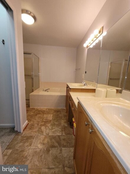Building Photo - 11611 Hampshire Ct