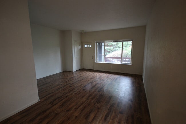 Building Photo - ogd123