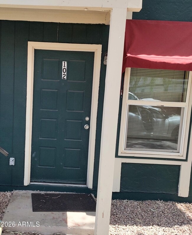 Building Photo - 317 S Stapley Dr