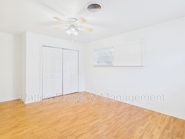 Building Photo - 4308 S Jackson St