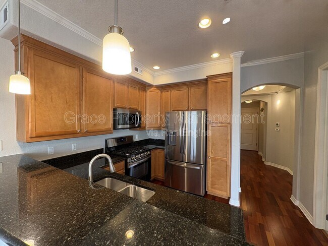 Building Photo - 1776 N Race St