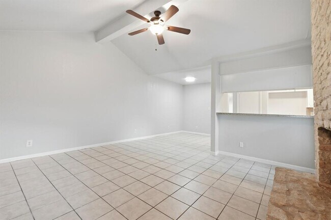 Building Photo - 2514 Howellwood Wy