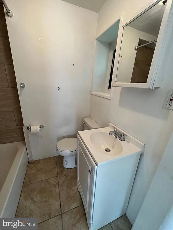 Building Photo - 501 E Haines St