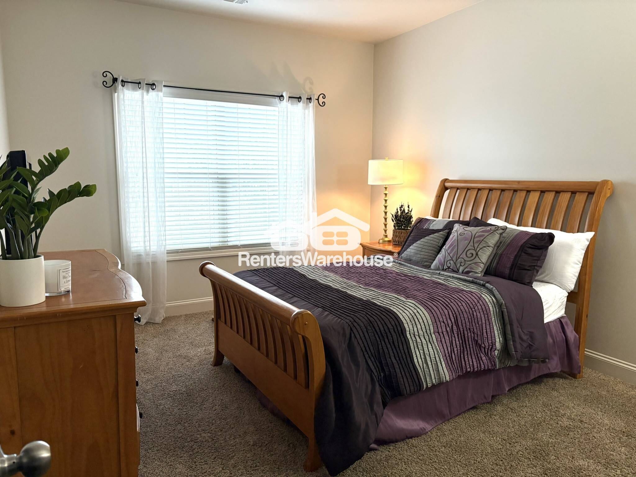 Building Photo - 4581 River Hill Cir