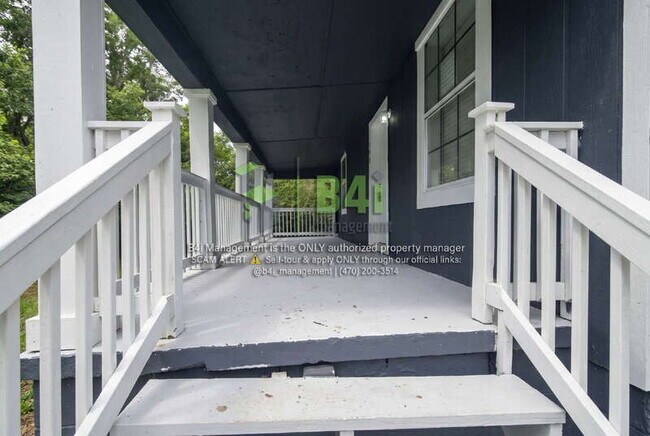 Building Photo - 705 Barnesville St