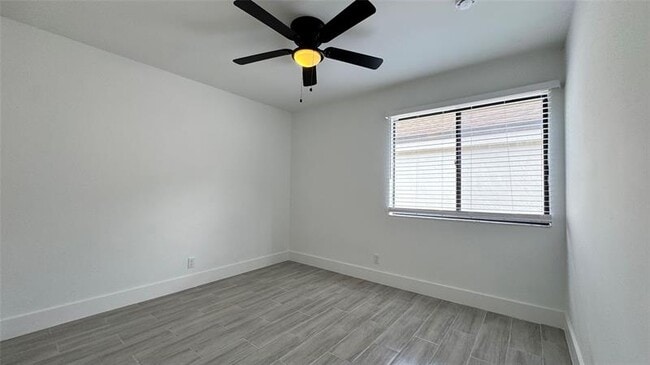 Building Photo - 3700 NW 19th St