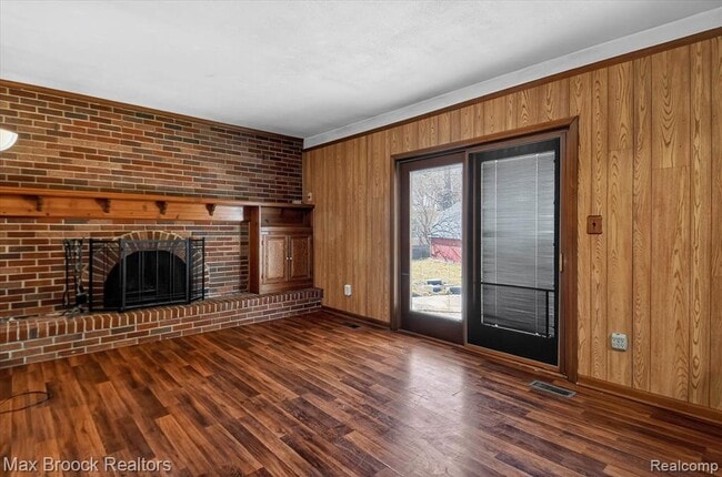 Building Photo - 33815 Orban Dr