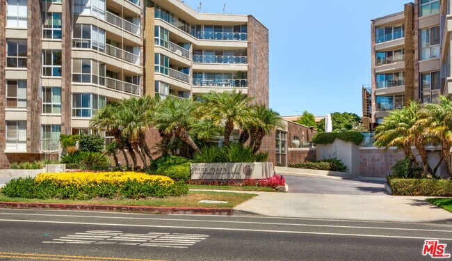 Building Photo - 515 Ocean Ave