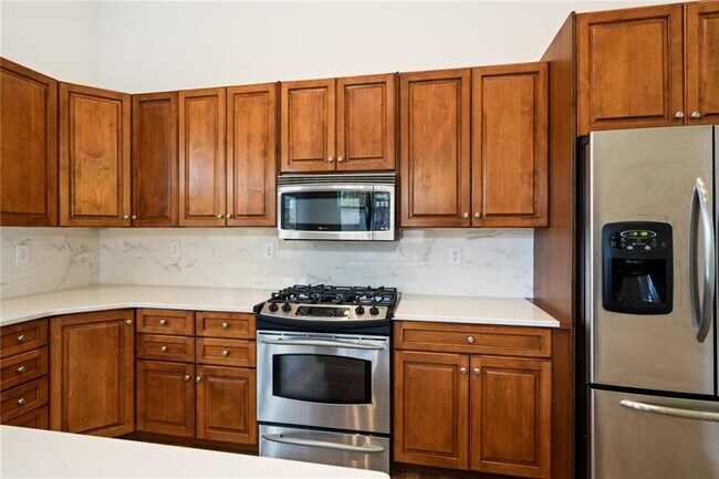 Building Photo - 2295 Brandon Ct NE