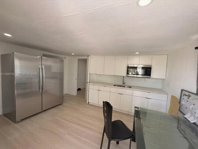 Building Photo - 15841 NW 18th Pl