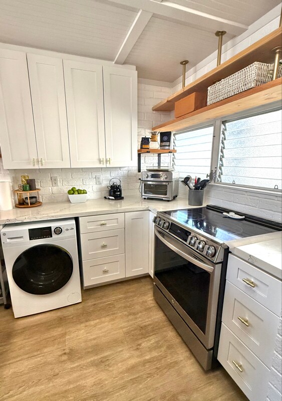 Building Photo - 2421 Ala Wai Blvd