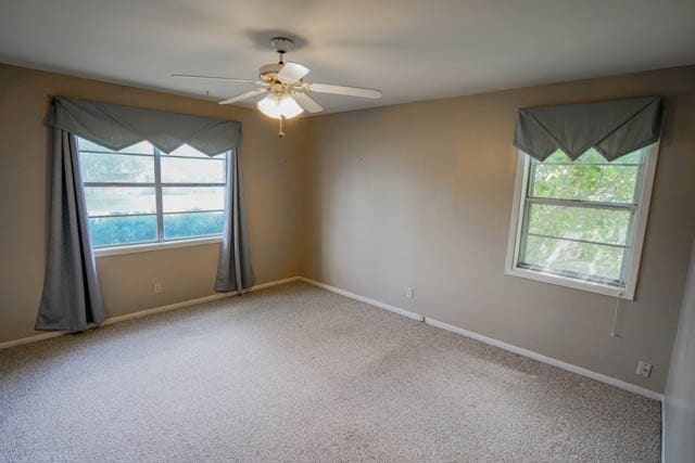 Building Photo - 204 Manor Dr
