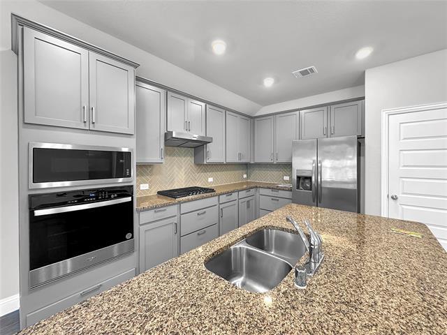 Building Photo - 3828 PEARLWOOD Rd