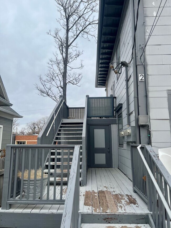 Primary Photo - $870 - 2 bed 1 bath beautiful apartment