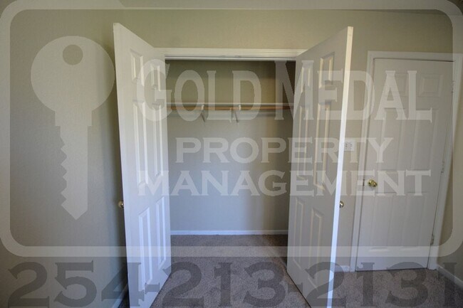 Building Photo - 3106 Yaupon Rd