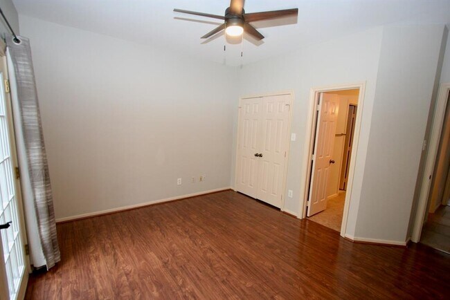 Building Photo - 13903 Jupiter Hills Dr