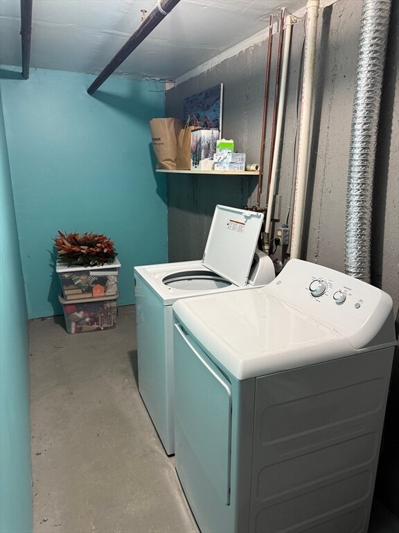 Building Photo - 124 Tennis Plaza Rd