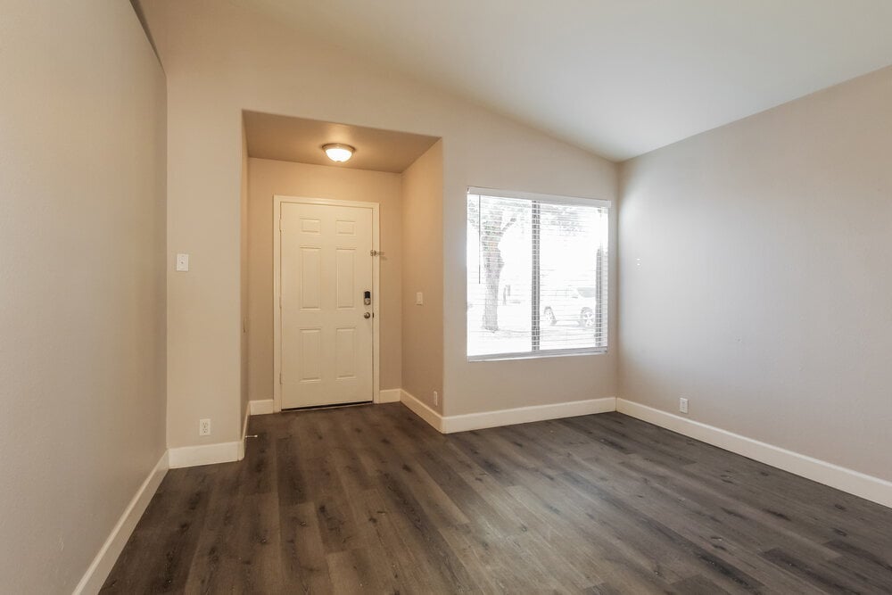 Building Photo - 15746 W Young St