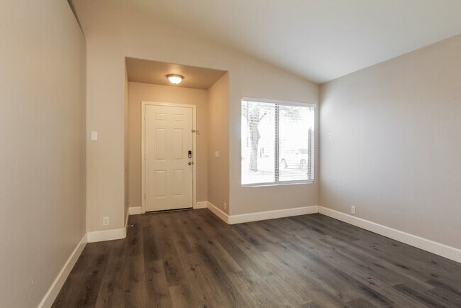 Building Photo - 15746 W Young St