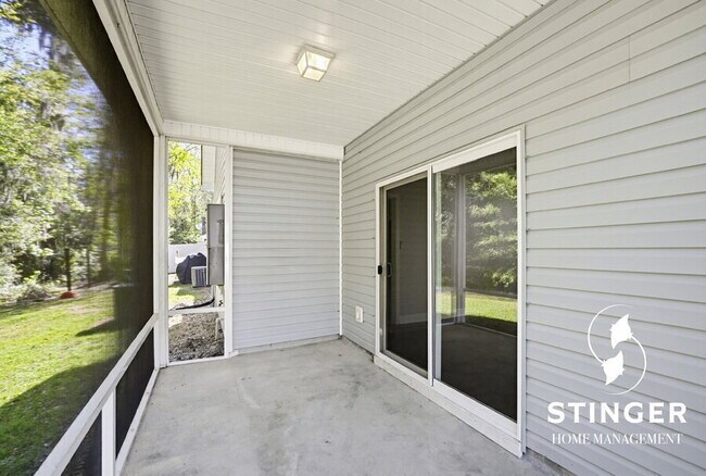 Building Photo - 379 Dante Cir