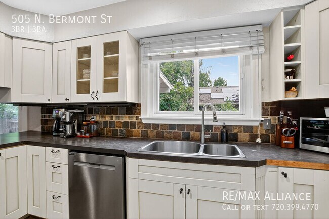 Building Photo - 505 Bermont St