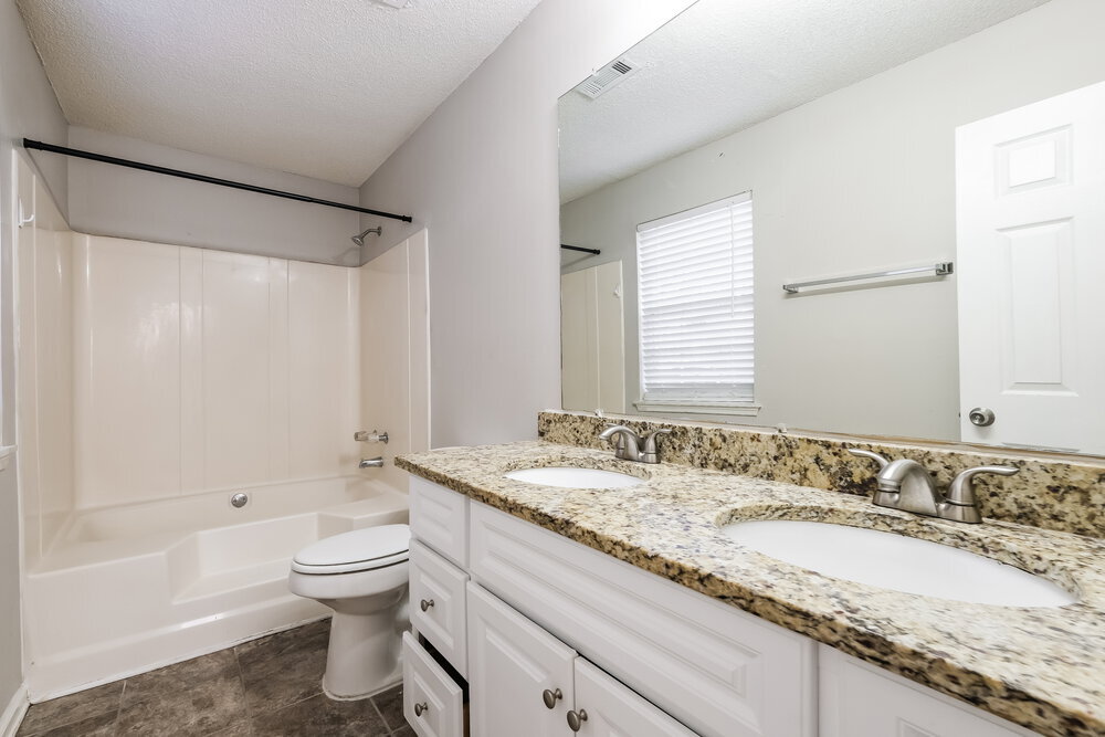 Building Photo - 3345 Springside Trce