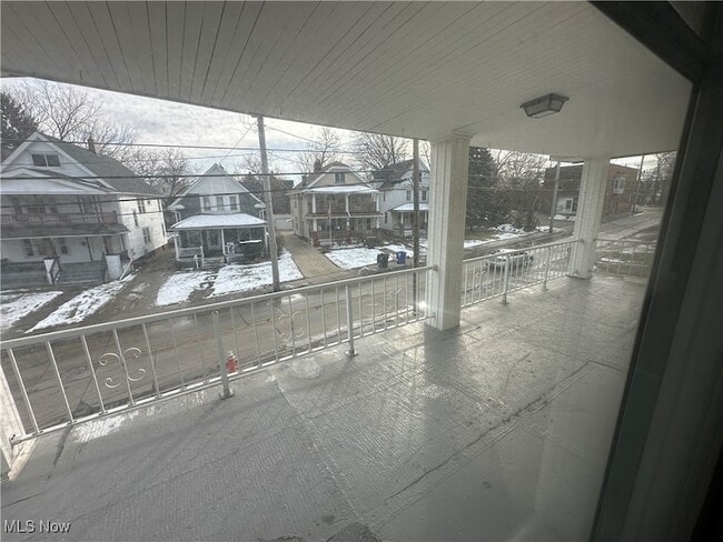 Building Photo - 4270 Valley Rd