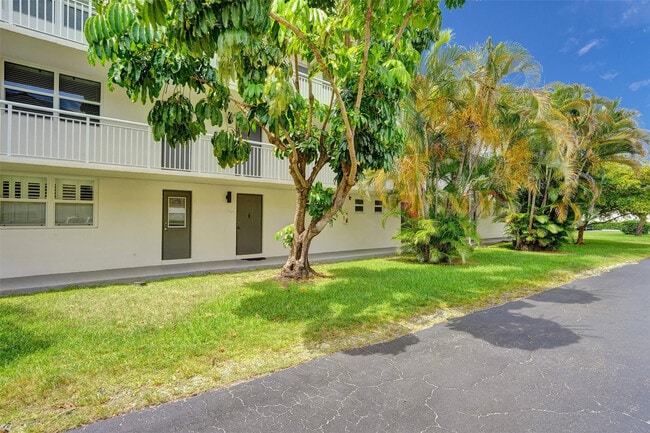 Building Photo - 4025 N Federal Hwy