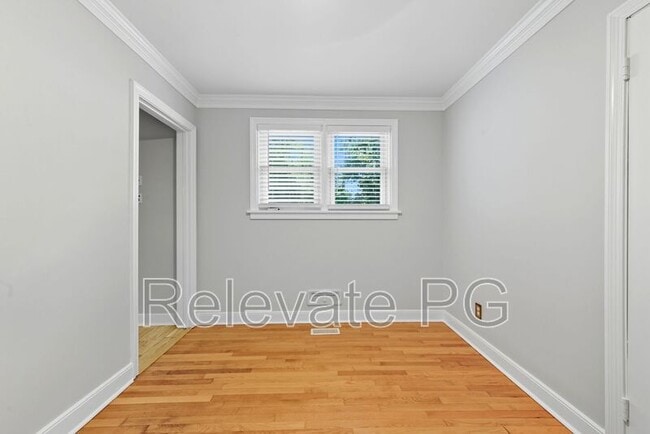 Building Photo - 8803 Weldon Dr
