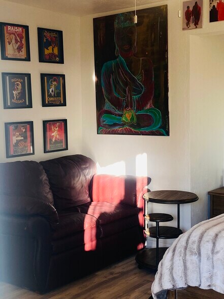 Building Photo - 1038 Marbo Ter